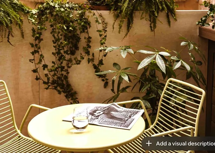 Апартаменты Brand New Converted Valletta Loft Сент-Полс-Бей